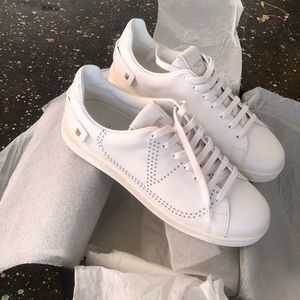 Valentino Garavani Low-Top Sneaker White Rockstud